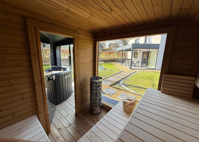 La Reliance - En Ardennes, Jacuzzi, Sauna Holiday home *